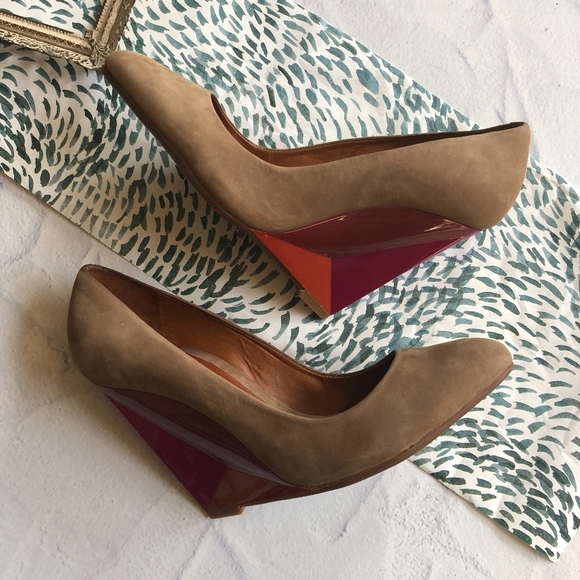 Schutz Tan Leather Round Toe Geometric Wedges 5 - Picture 2 of 8